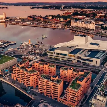 New Waterfront - Centre *