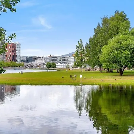 New Waterfront - Centre *