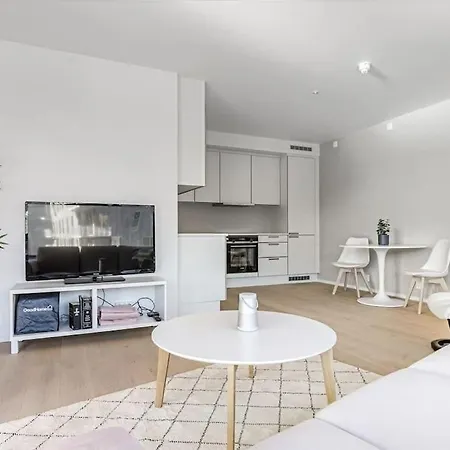 New Waterfront - Centre *