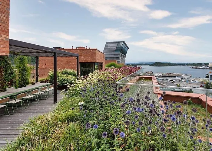 New Waterfront - Centre